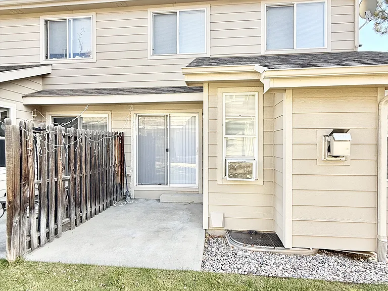 1637 Westbridge Dr #1 — Photo 16