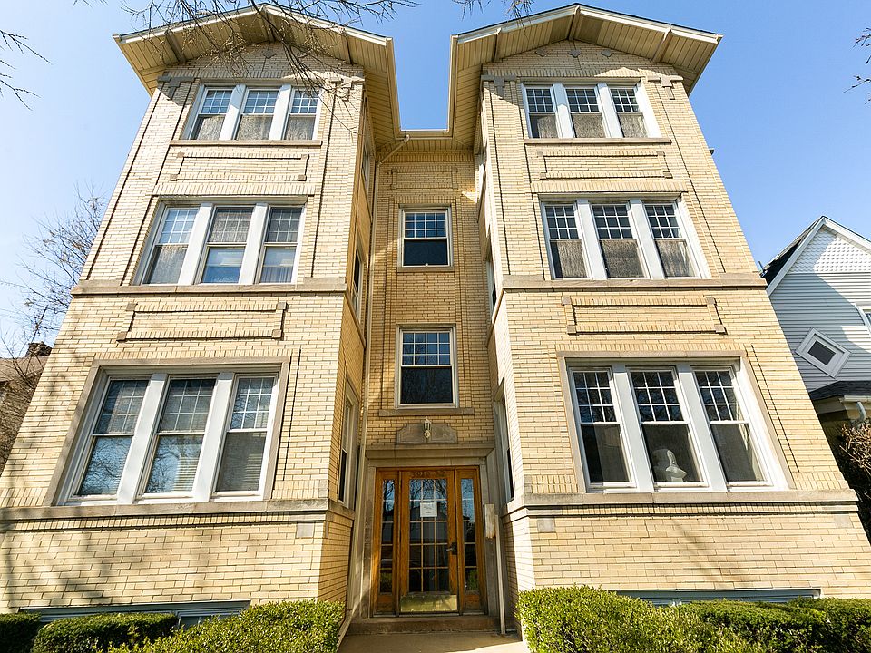 1st image of 3910 W Byron St #3E