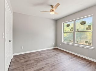 19970 County Road 4118 UNIT 1, Lindale, TX 75771