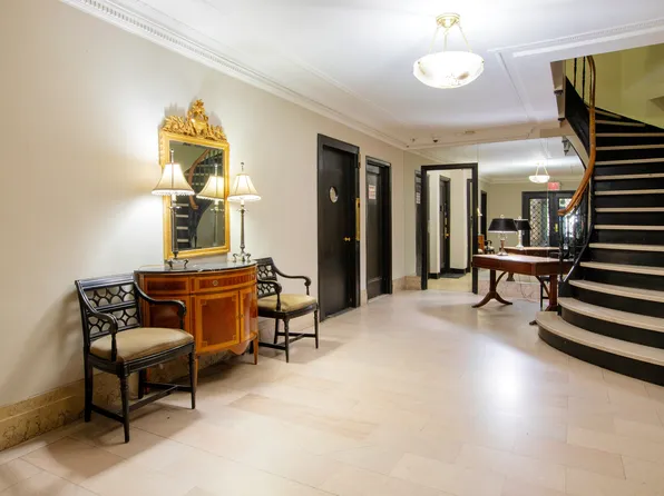 27 West 55th Street image 6 of 6