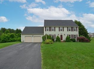3 Pease Rd, Upton, MA 01568