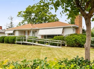1402 W 40th St, Lorain, OH 44053