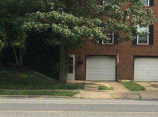 11011 Rennard St, Philadelphia, PA 19116