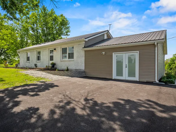 3400 Talmage Mayo Rd, Salvisa, KY 40372