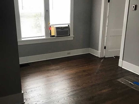 4th image of 2800A W Linden Ave