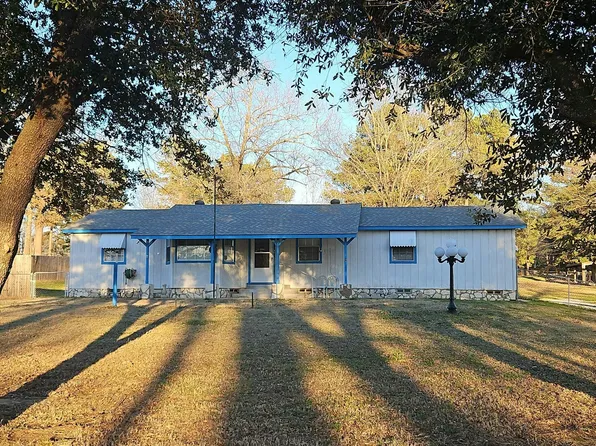 299 Elm Rd, Gilmer, TX 75645