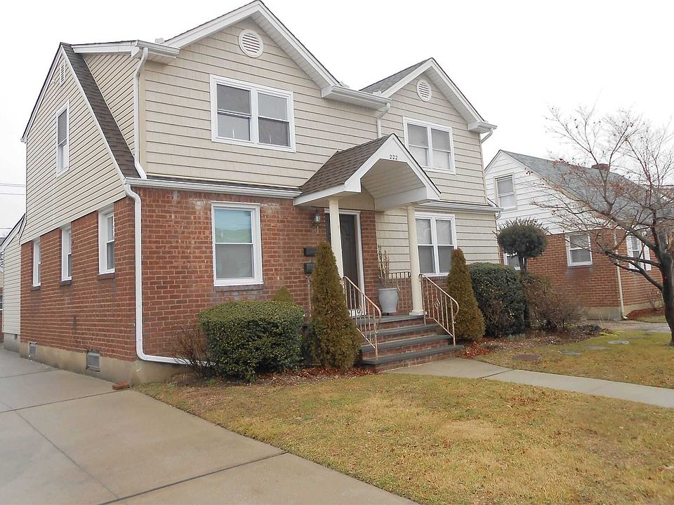 1st image of 222 Colonial Ave #1