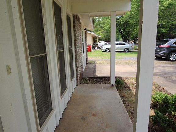 5th image of 1109 N 5th St