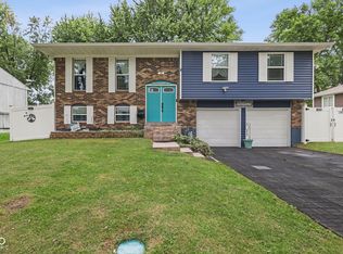 5434 Sleet Dr, Indianapolis, IN 46237