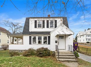 35 Henry Ave, Stratford, CT 06614