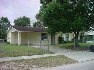 39404 Lincoln Ave, Zephyrhills, FL 33542