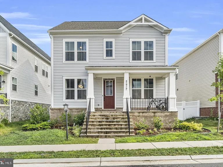41919 Spring Air Dr — Photo 3