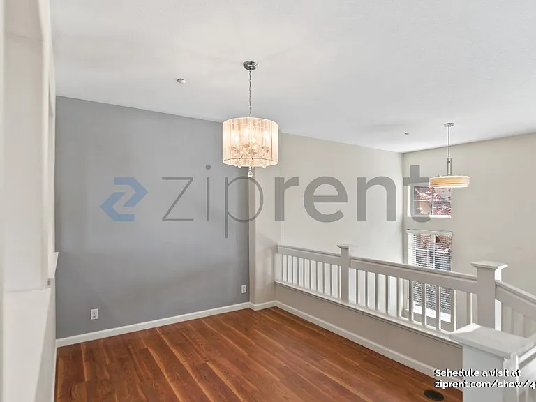 1076 Sapphire Ter — Photo 11