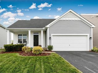 9027 Emerald Hill Dr, Lewis Center, OH 43035