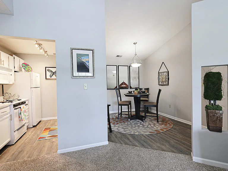 Compass Pointe — Photo 150
