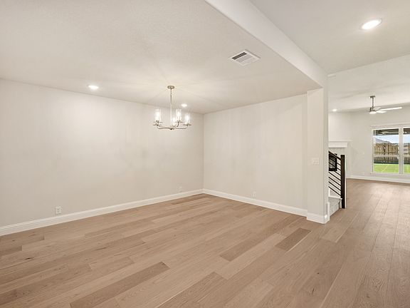 7th image of this home