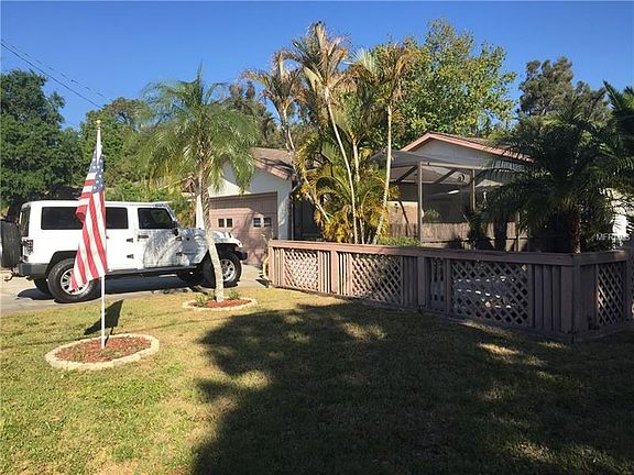 2nd image of 21 Cypress Dr