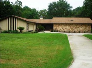 27800 Sandbagger Ln, Zephyrhills, FL 33544