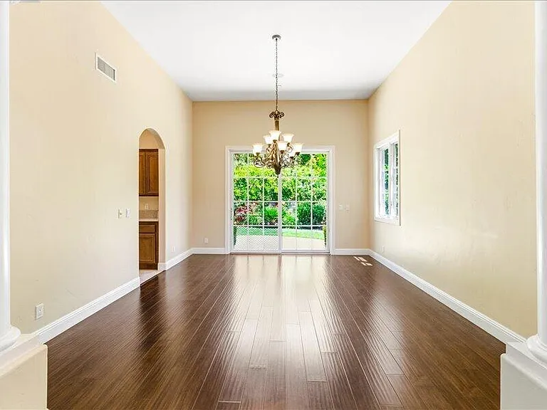 4698 Granada Way — Photo 13