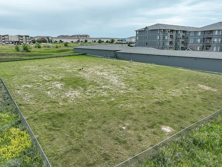 Eagle Crest Apartments — Photo 57