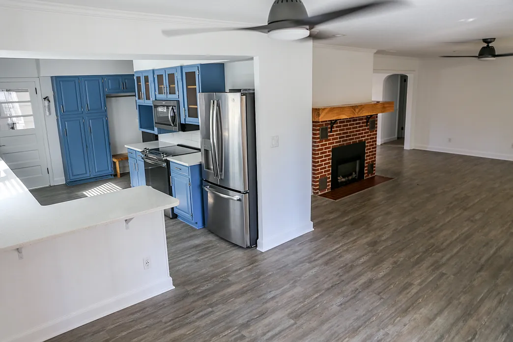 3 bed, 1913 sqft, $1,400 — Photo 2