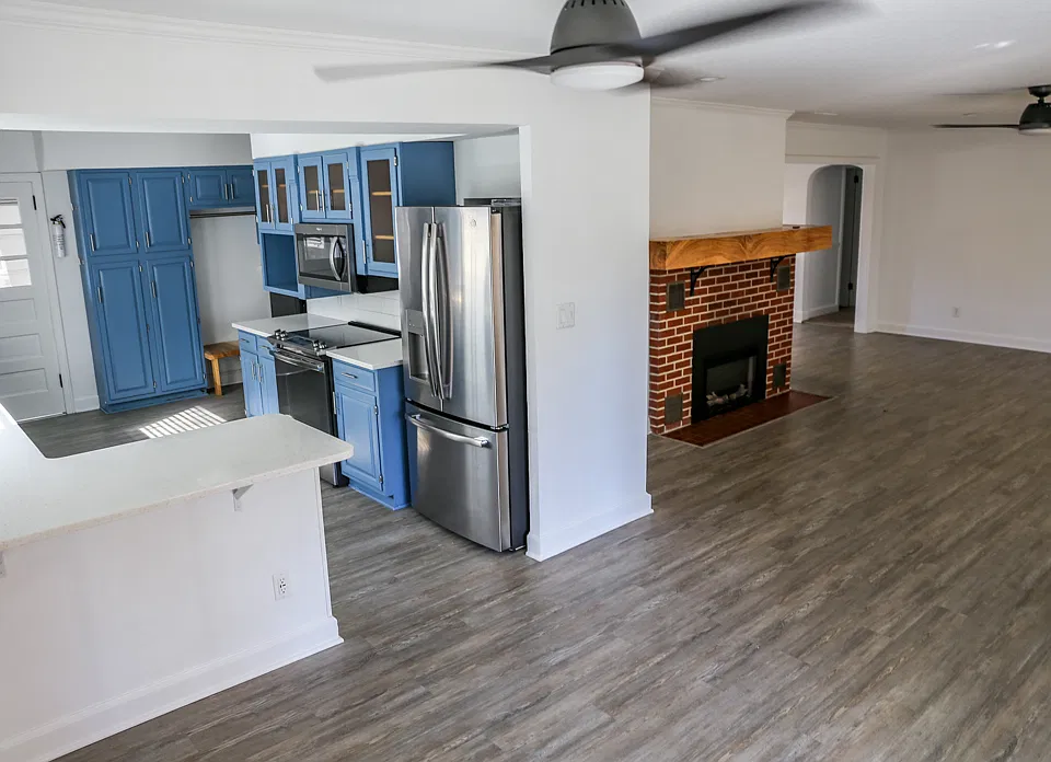 1819 Bryn Mawr Cir