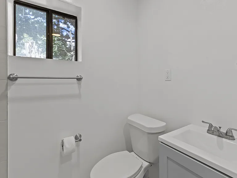 620 Sudderth Dr #3 — Photo 15