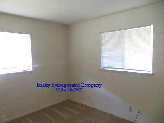 5th image of 5229 Moddison Ave #2B-1Ba-787Sqft