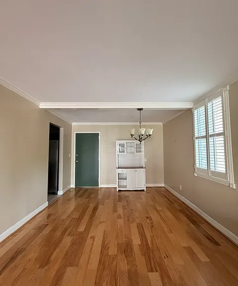 619 King St #201 — Photo 4