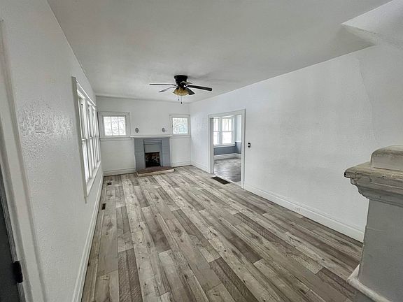 5th image of 3230 Bath Ave