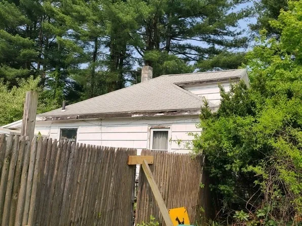 301 Tinkham Rd, Springfield, MA 01129