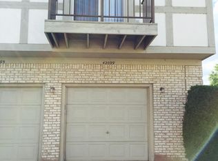 42099 Queen Victoria Ct, Clinton Township, MI
