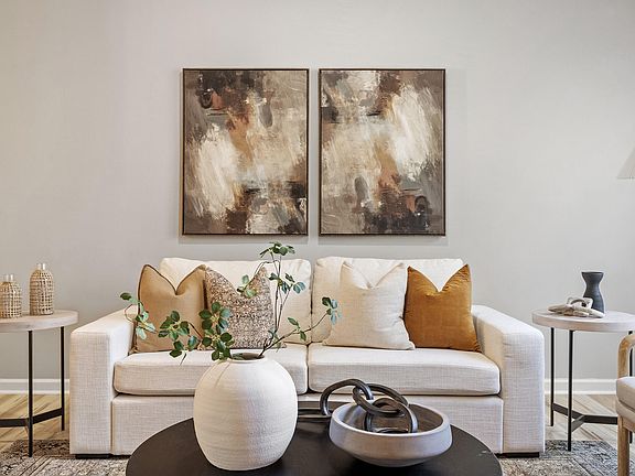 5th image of 4307 Sugarbend Way