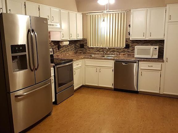 Kitchen 3 (1)