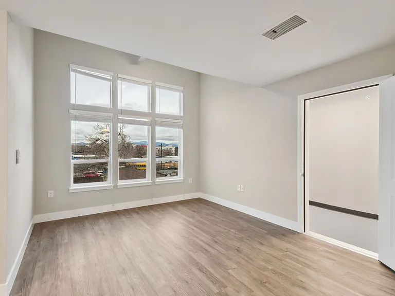 Dry Gulch Commons — Photo 16