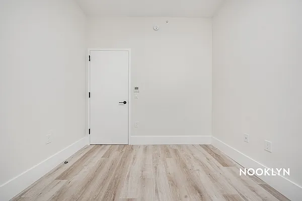 Rented by Nooklyn NYC LLC | media 40