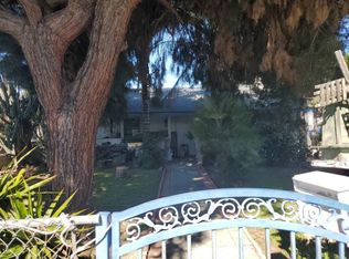 511 W Phillips Blvd, Pomona, CA 91766