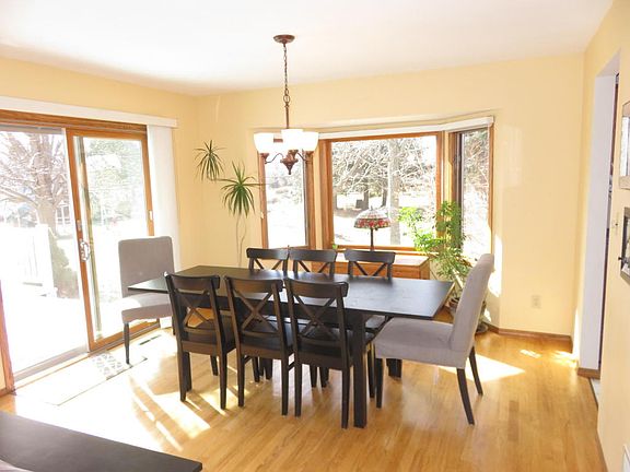 4th image of 1383 Eastfield Ct