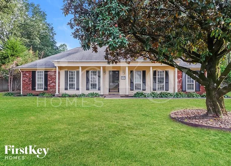 7675 Charstone Dr — Photo 1