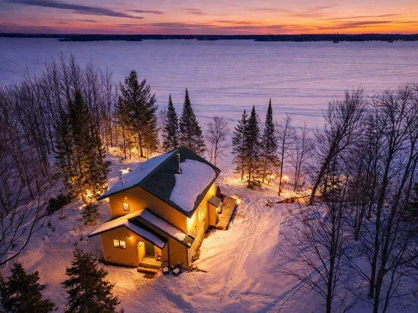 6944 Bear Island Rd, Duluth, MN 55803