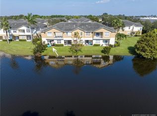 1560 SE Hampshire Way APT 104, Stuart, FL 34994