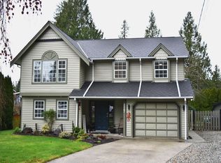 5567 Calli Pl, Sechelt, BC V7Z 0S6