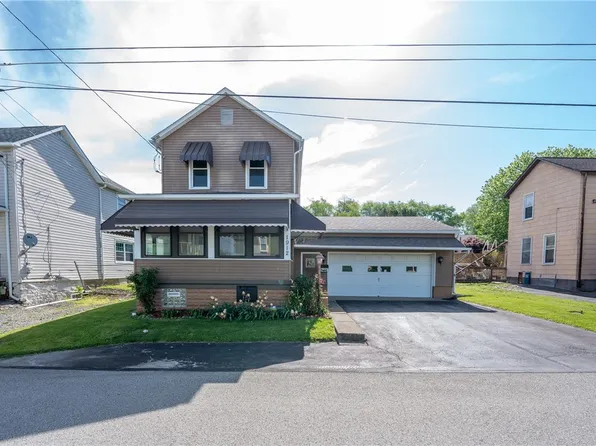 1912 Walnut Dr, Latrobe, PA 15650
