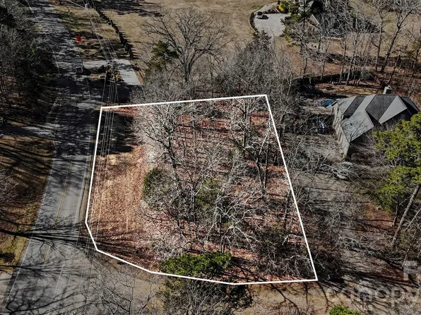 8809 Blaydon Dr, Charlotte, NC 28227