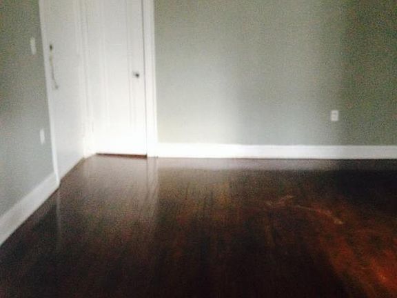 3rd image of 12065 Edgewater Dr APT 6