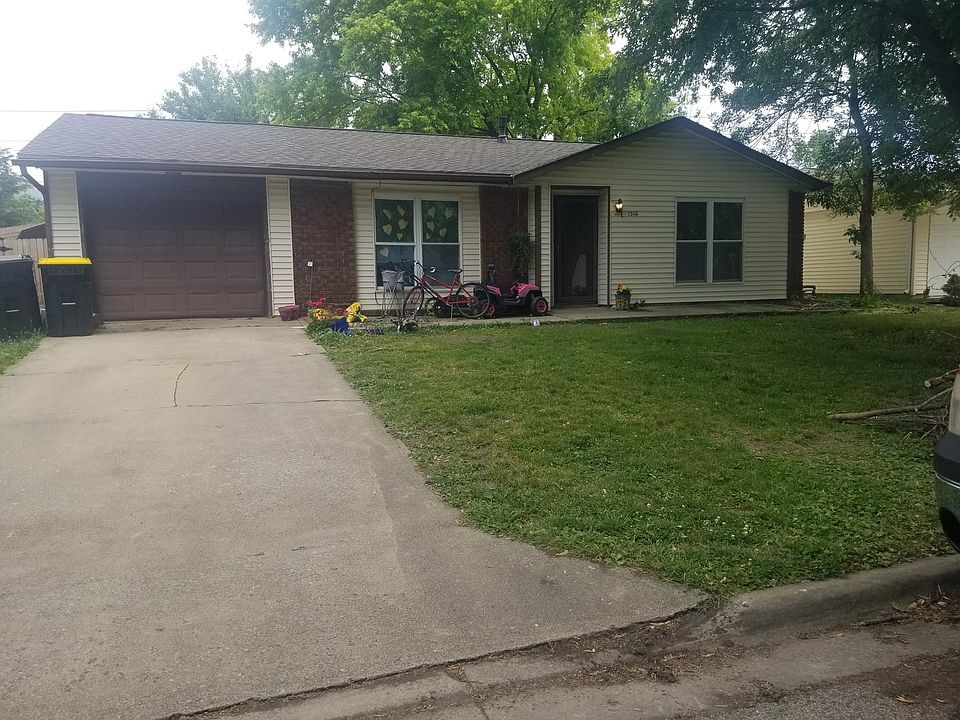 2nd image of 1316 Dalton Dr