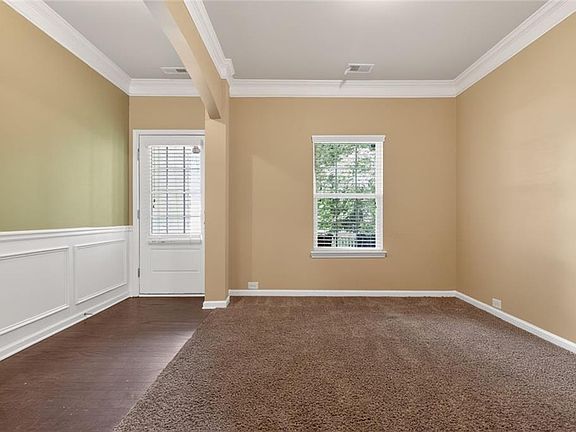 3rd image of 1361 Key Manor Ln