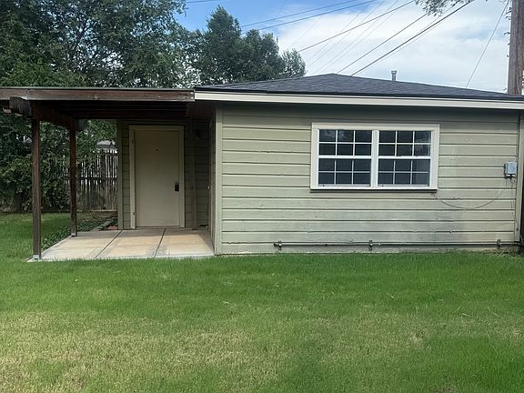 2nd image of 4207 Jennie Ave #B