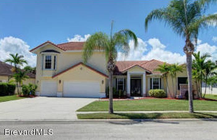 1st image of 236 Waterside Dr