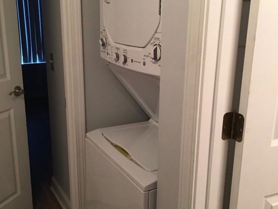 1st image of 1490 Harbor Dr Unit 100